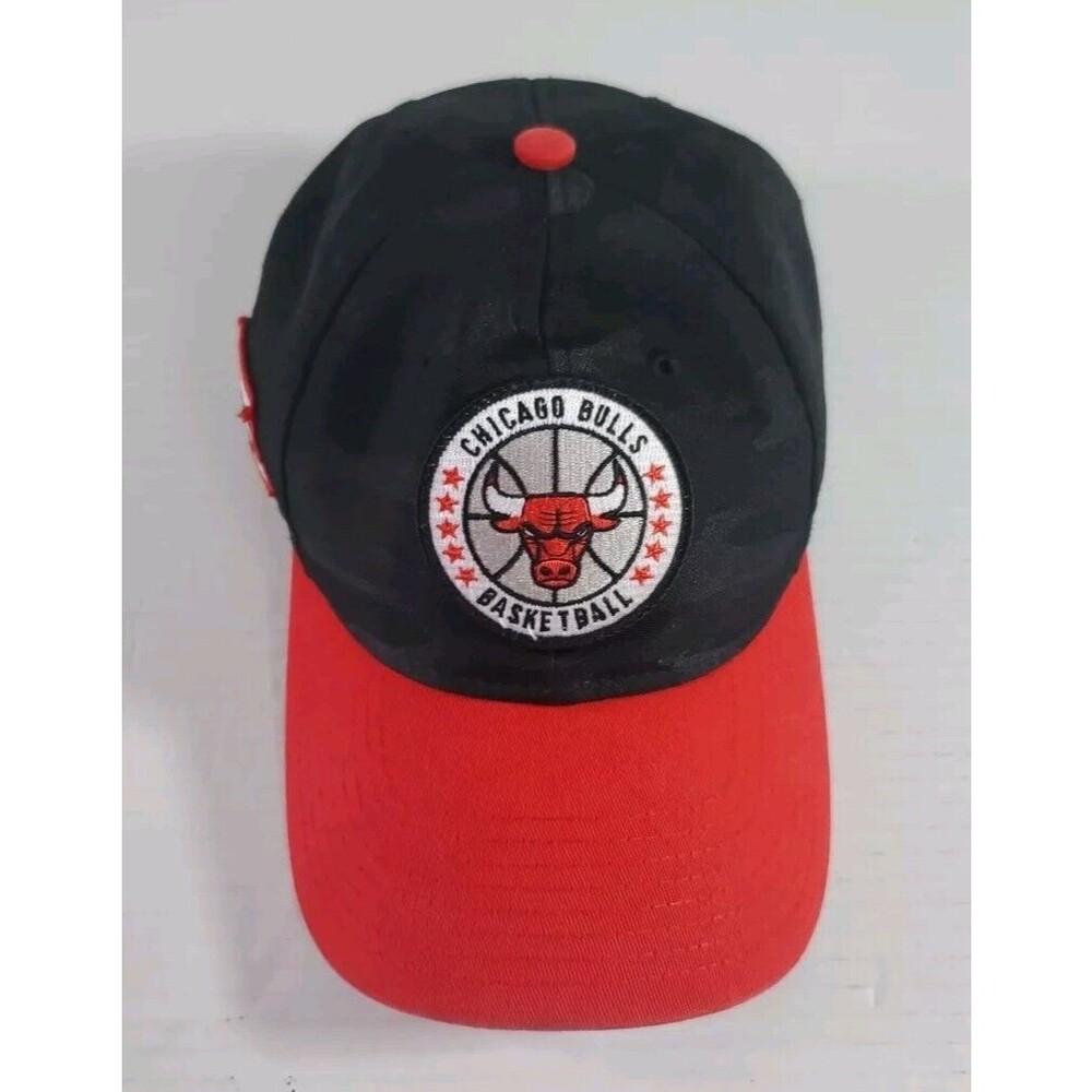 Chicago Bulls Baseball  Hat  9Twenty‎ Retro Black Red w/Circle Logo New Era ONZ